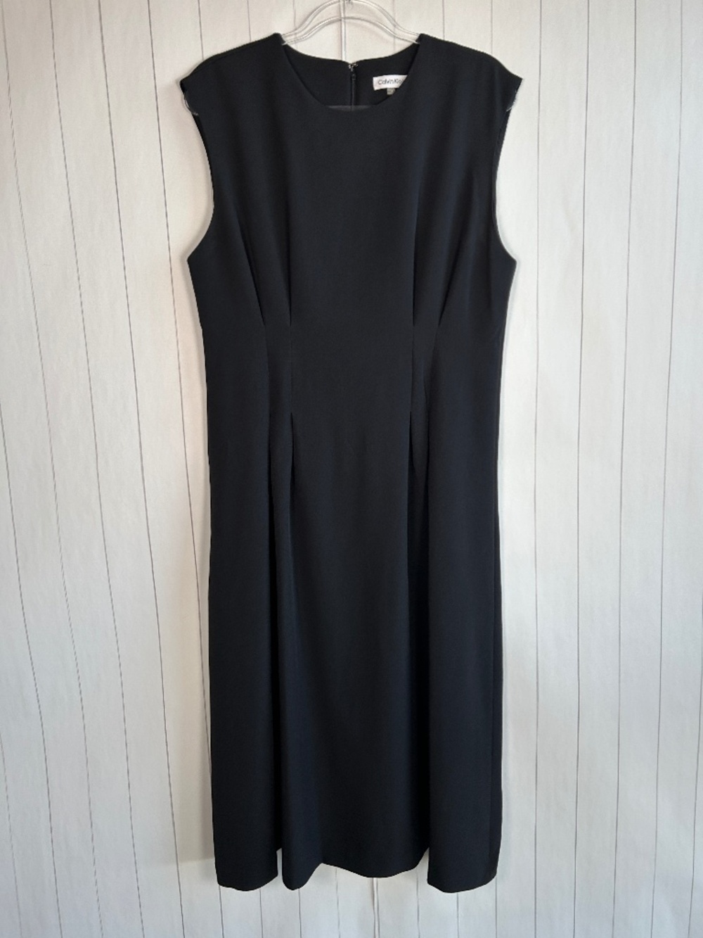 Calvin Klein size 14 sheath midi dress black sleeveless pleated career wear